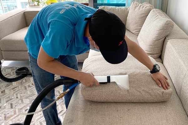 wecare__sofa-cleaning
